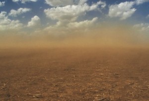 dust-storm-roars-across-field